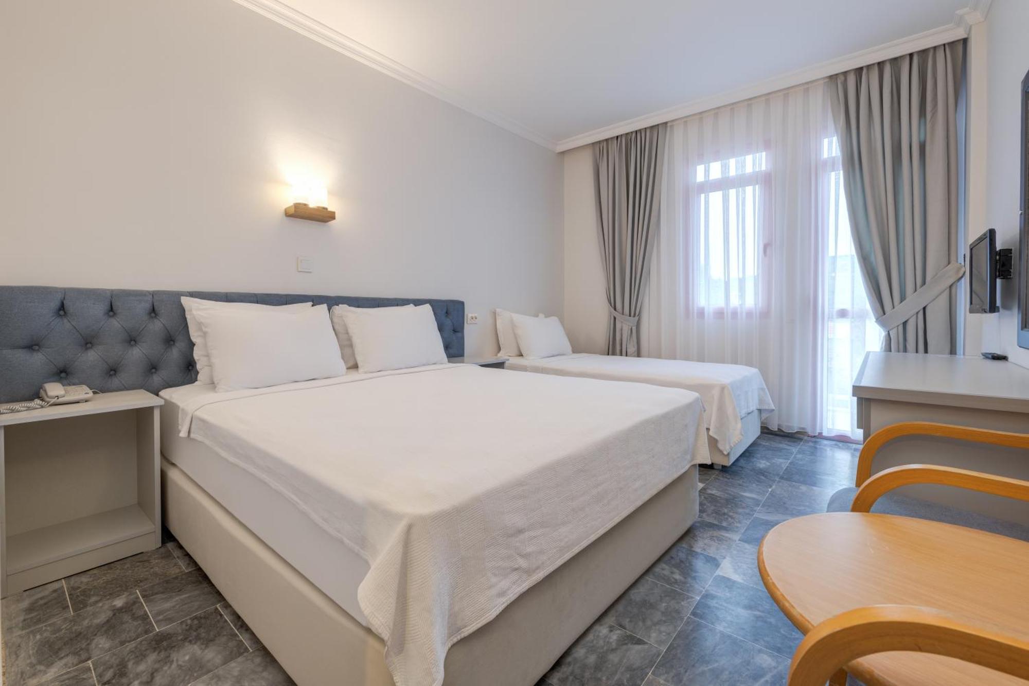 Hanedan Beach Hotel Foça Ngoại thất bức ảnh