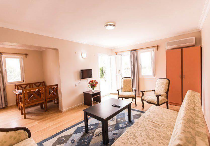 Hanedan Beach Hotel Foça Ngoại thất bức ảnh