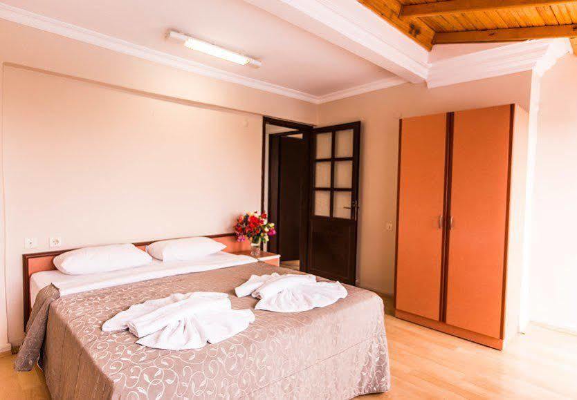 Hanedan Beach Hotel Foça Ngoại thất bức ảnh